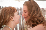 Nichole & Renae D y552wx9lv4